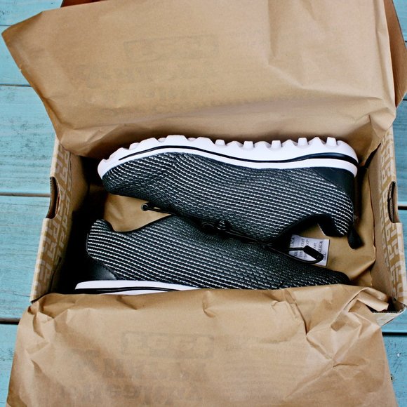 propet travel active sneaker